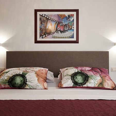 Sunny Side Apartment Trogir Bagian luar foto