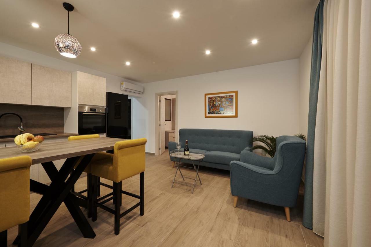 Sunny Side Apartment Trogir Bagian luar foto