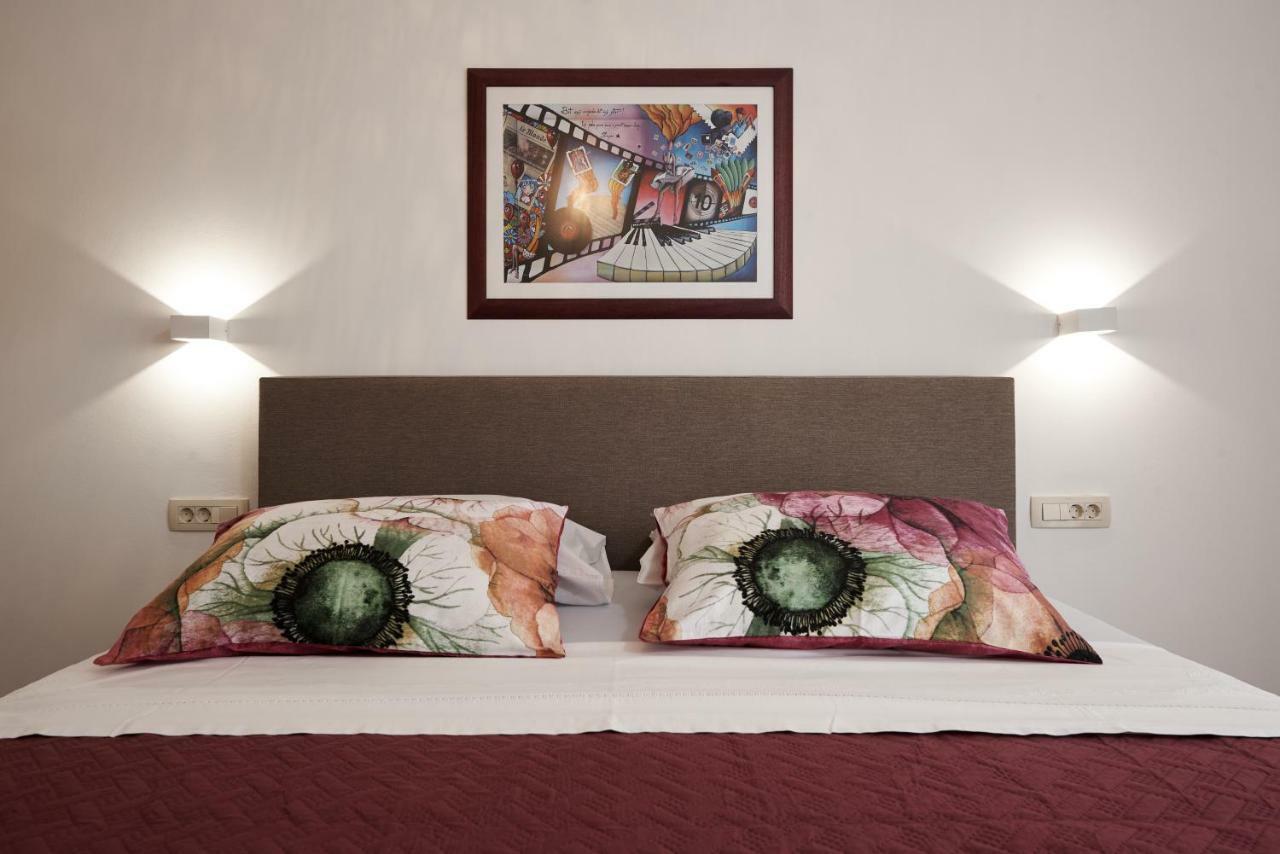Sunny Side Apartment Trogir Bagian luar foto